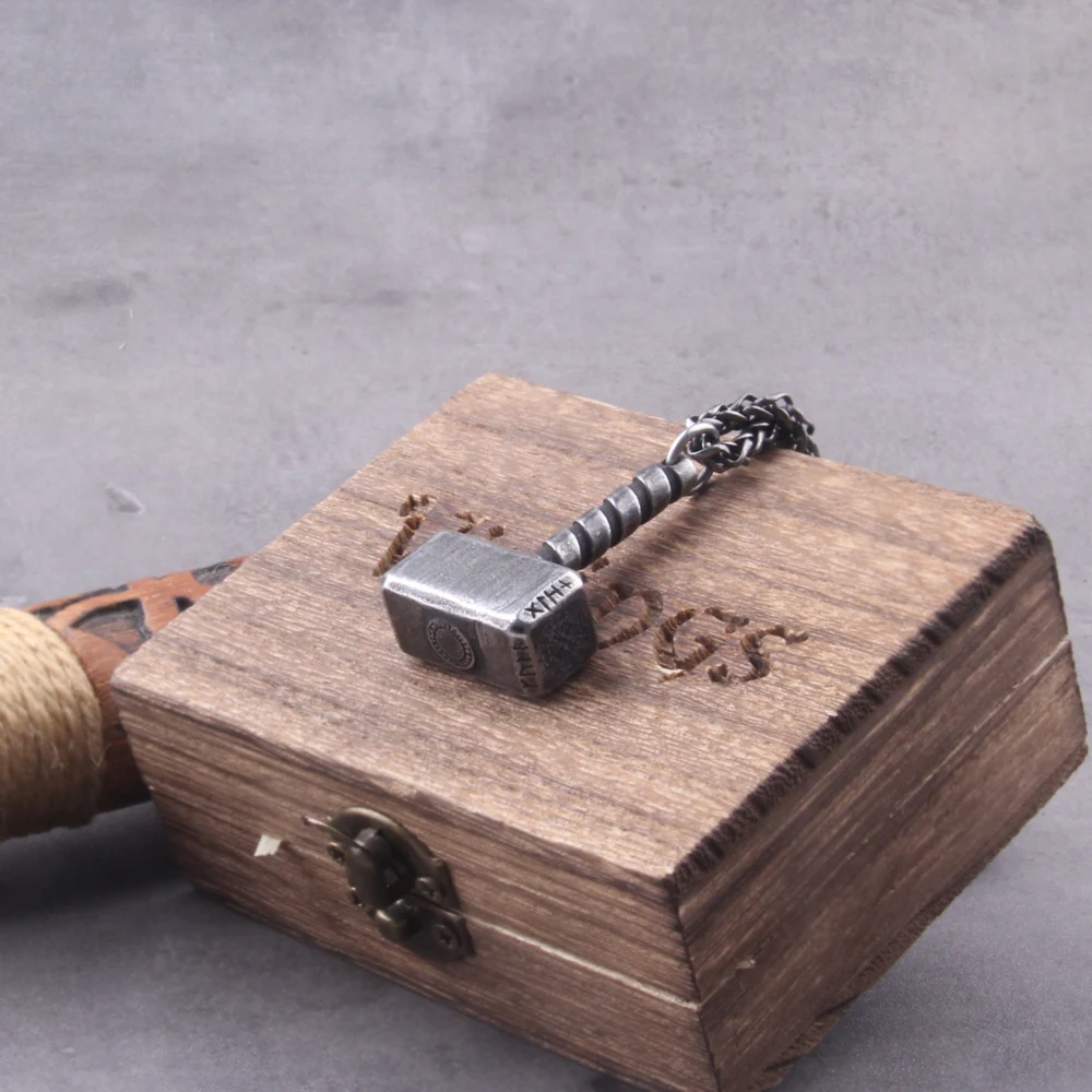 Fashion Personality Thor’s Hammer Stainless Steel Pendant Necklace for Men Women Nordic Amulet Jewelry Gift WITH WOODEN BOX Fashion Personality Thor's Hammer Stainless Steel Pendant Necklace for Men Women Nordic Amulet Jewelry Gift WITH WOODEN BOX