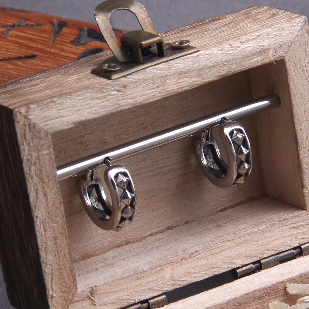 Vikings Jewelry Punk Men Earrings Ear Studs Spike Rivet Hoop Huggie Gothic Stainless Steel Earring Jewelry Gifts Accessories