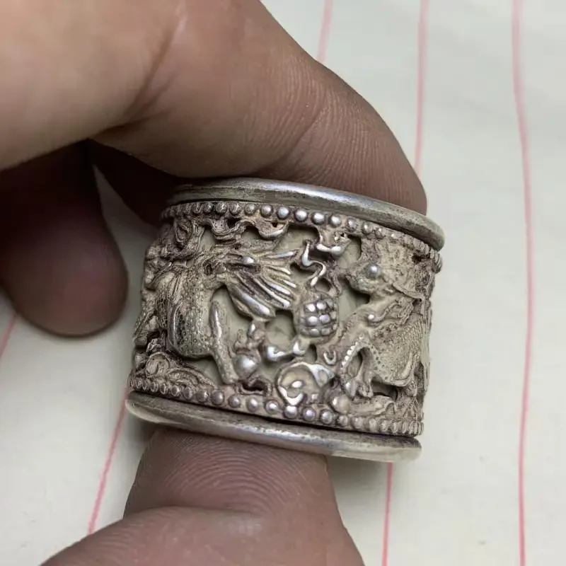 Collect Old China Tibet Silver Sculpture Force Miao Silver Relief Kylin Ring or Pendant Gift Mascot Collect Old China Tibet Silver Sculpture Force Miao Silver Relief Kylin Ring or Pendant Gift Mascot