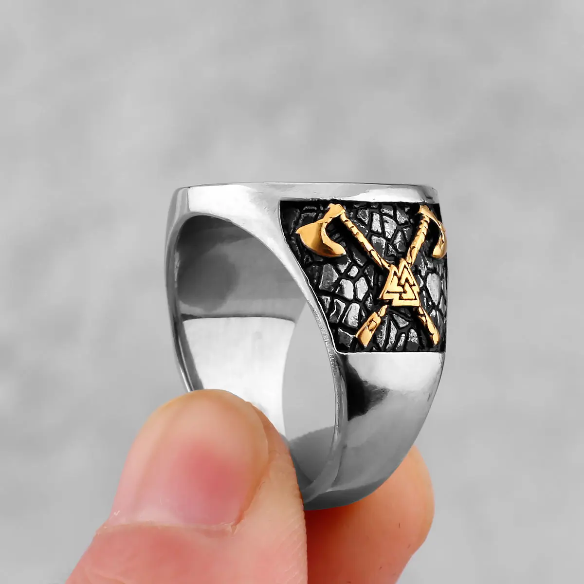 Vintage Viking Stainless Steel Compass Ring Men's Viking Valknut Axe Ring Punk Odin Rune Gold Color Ring Jewelry Gift Wholesale Vintage Viking Stainless Steel Compass Ring Men's Viking Valknut Axe Ring Punk Odin Rune Gold Color Ring Jewelry Gift Wholesale