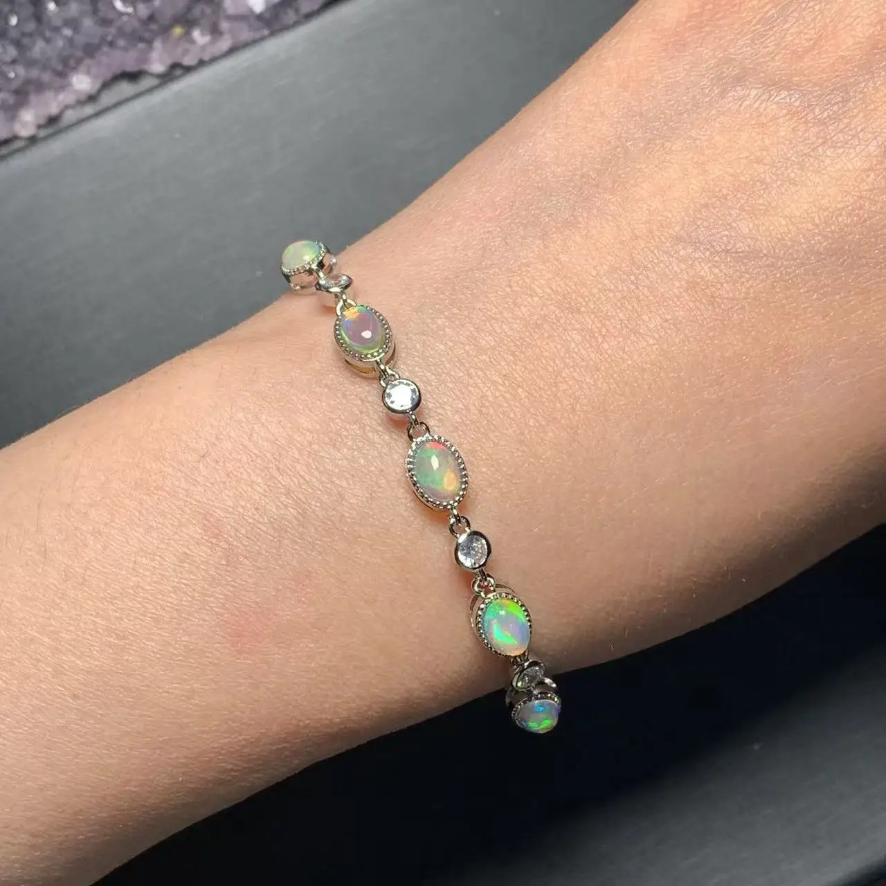 Gorgeous Color Natural Opal Bracelets & Bangles For Women Adjustable Fine Jewelry Stone Gift Party Woman Birthday Gorgeous Color Natural Opal Bracelets & Bangles For Women Adjustable Fine Jewelry Stone Gift Party Woman Birthday