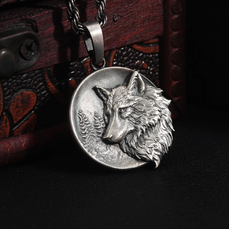 The Wolf And The Forest Pendant Unity Brave Show Leader Temperament The Wolf And The Forest Pendant Unity Brave Show Leader Temperament