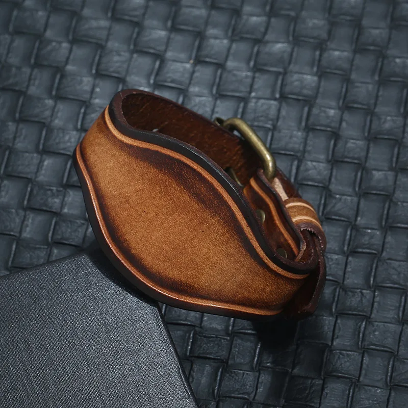 New Arrived Retro Cowhide Leather Bracelets Simple Men Wristband Luxury Jewelry Accessories Gift New Arrived Retro Cowhide Leather Bracelets Simple Men Wristband Luxury Jewelry Accessories Gift