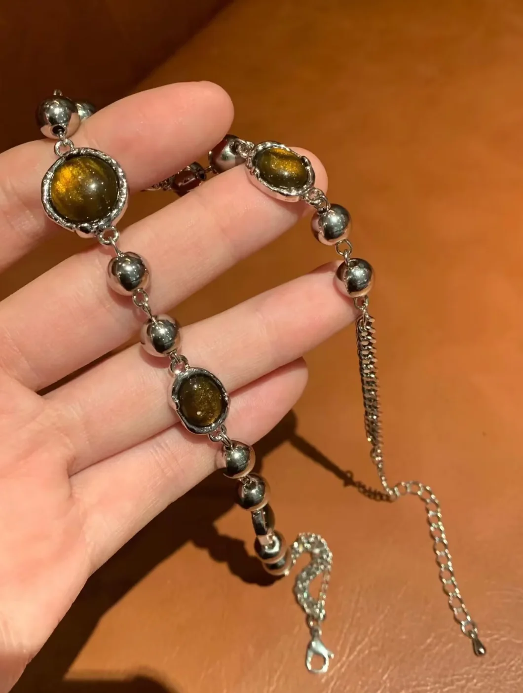 New Trendy Amber Cat Eye Stone Choker Necklace for Women Versatile Simple Punk Gothic Necklace Jewelry Gift