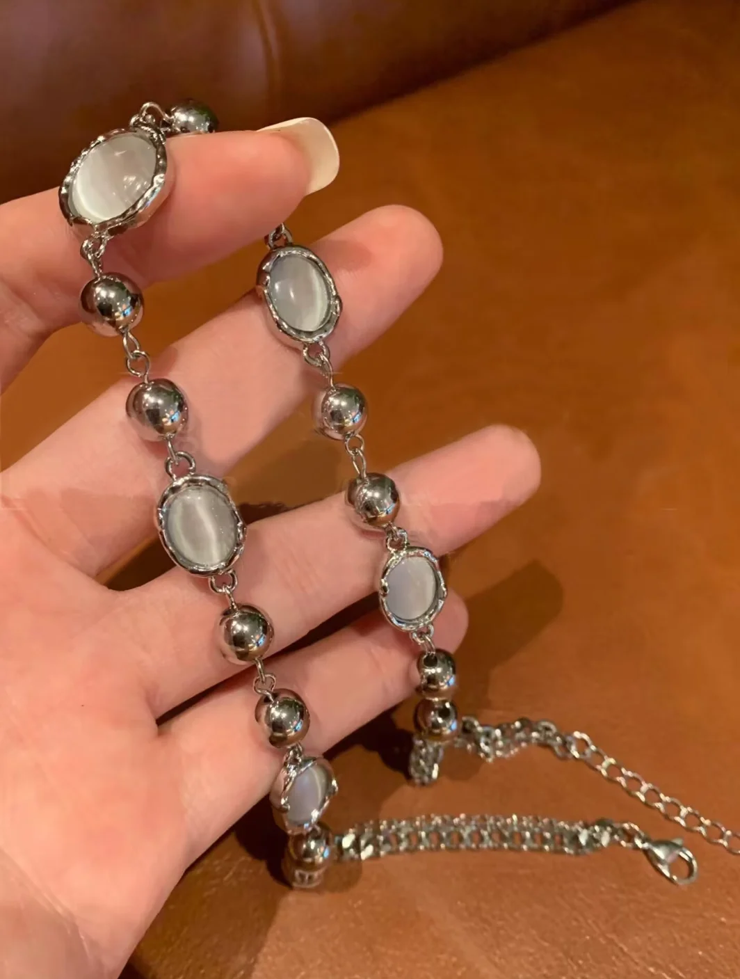 New Trendy Amber Cat Eye Stone Choker Necklace for Women Versatile Simple Punk Gothic Necklace Jewelry Gift