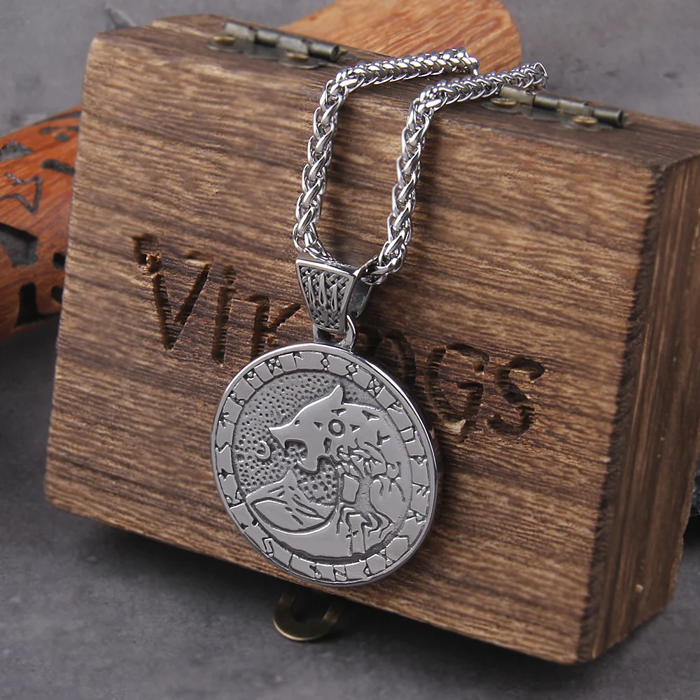 Mens Vintage Viking Wolf Pendant Runes Necklace Punk Street Rock Nordic Stainless Steel Odin Wolf Head Necklace Fashion Jewelry Mens Vintage Viking Wolf Pendant Runes Necklace Punk Street Rock Nordic Stainless Steel Odin Wolf Head Necklace Fashion Jewelry