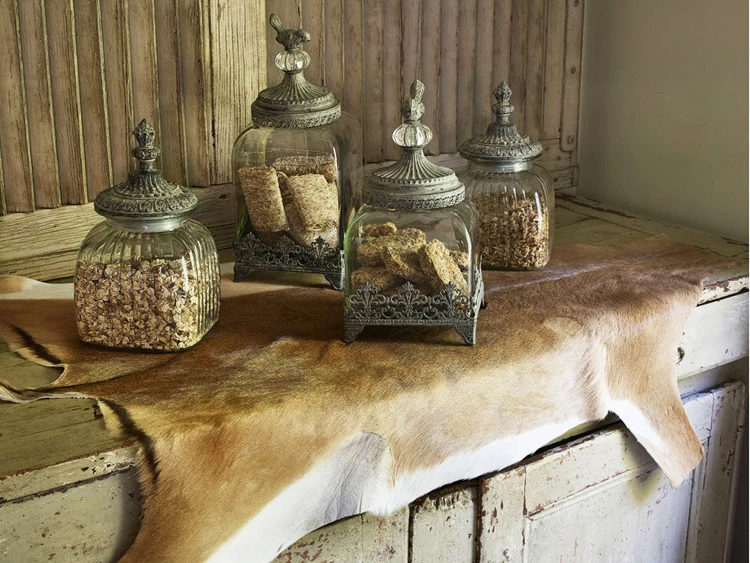 Whole Goatskin Tapestry Floor Mat Carpet, Scandinavian Simple Sofa Cushion, Chair Cushion, Natural Animal Skin, Photo