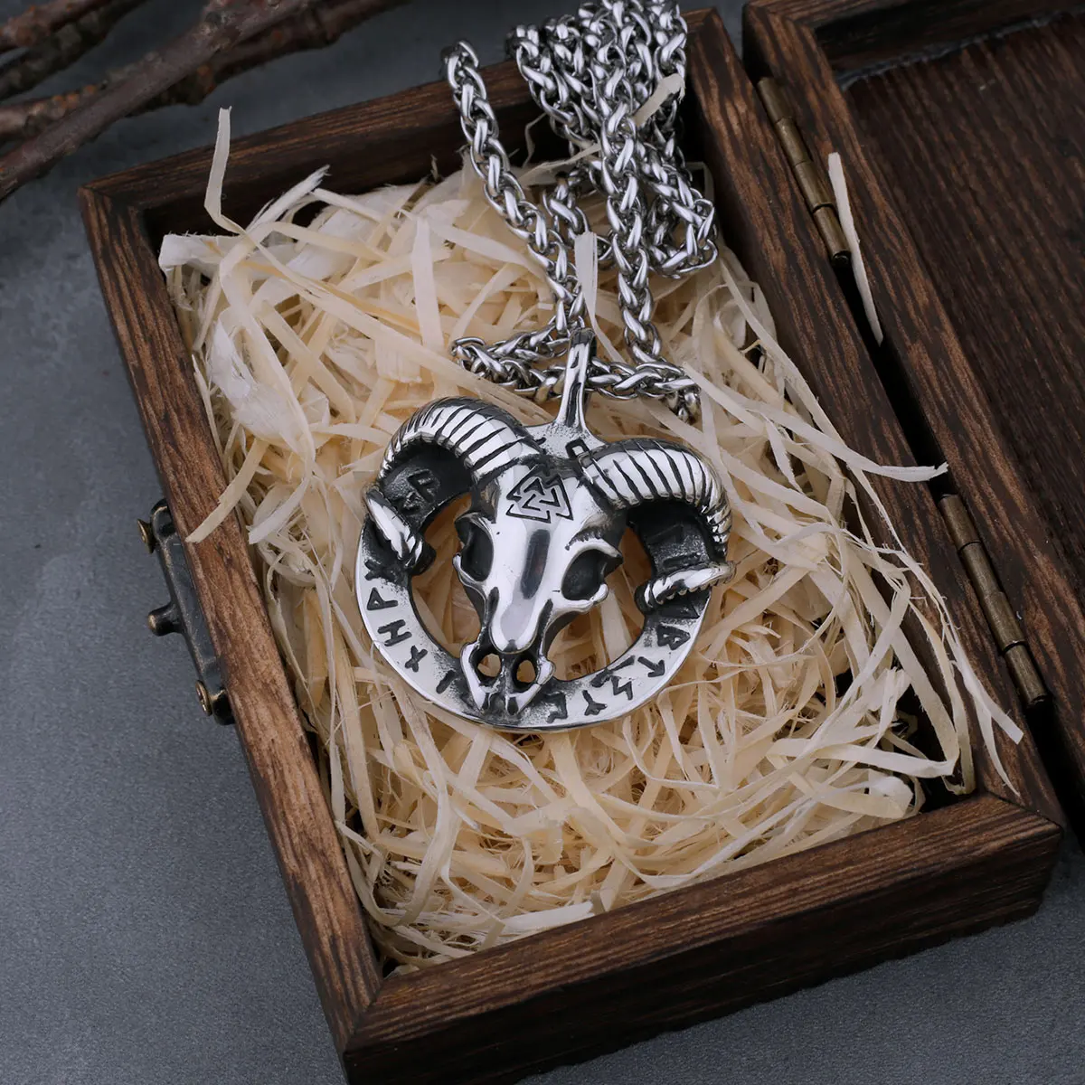 Stainless Steel Viking Rune Imitation Goat Head Necklace Men’s Amulet Pendant Biker Gothic Party Club Jewelry Gift for Boyfriend Stainless Steel Viking Rune Imitation Goat Head Necklace Men's Amulet Pendant Biker Gothic Party Club Jewelry Gift for Boyfriend