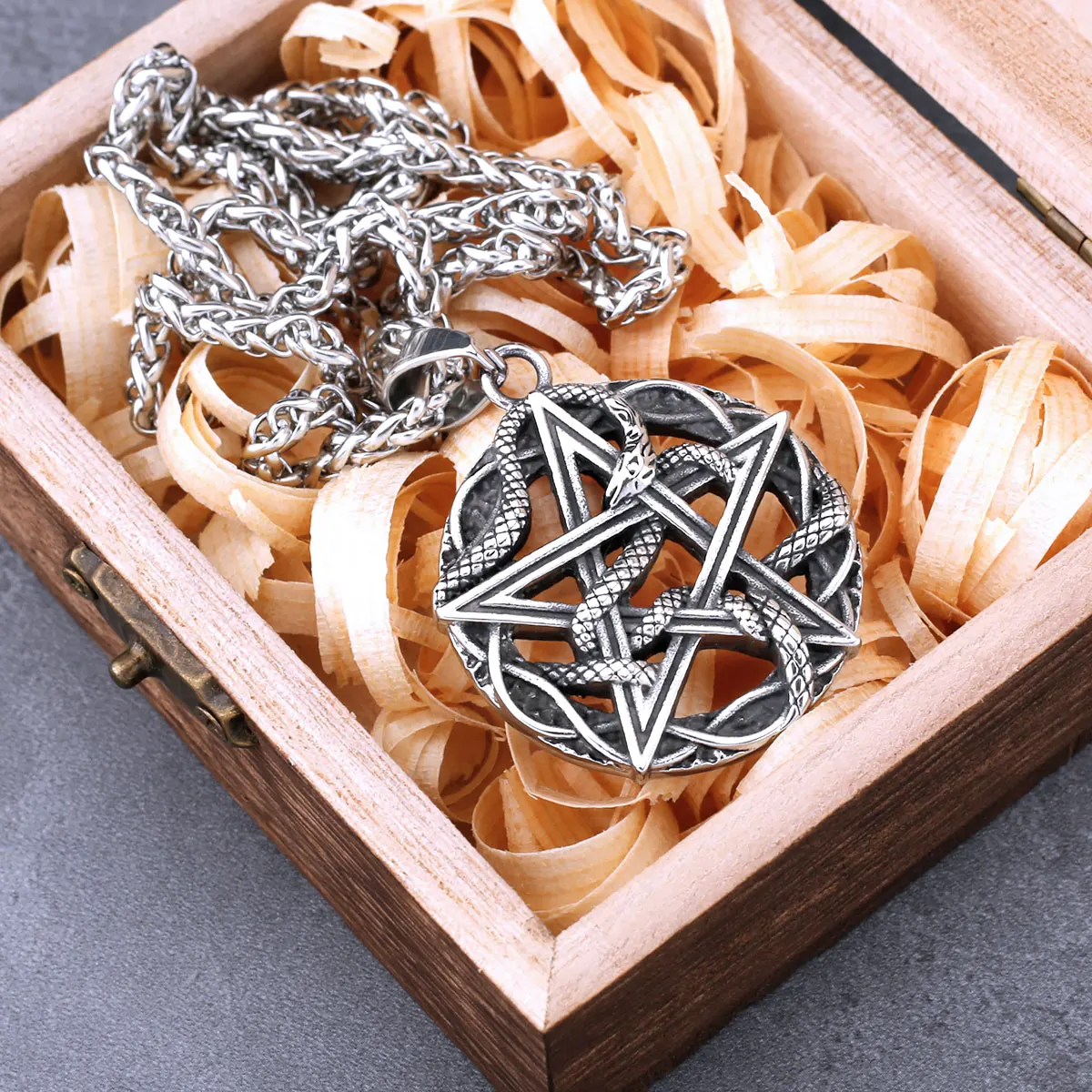 Vintage Pentagram Snake King Necklace Men Women Stainless Steel Fashion Punk Pendant Necklace Charm Chain Jewelry Christmas Gift Vintage Pentagram Snake King Necklace Men Women Stainless Steel Fashion Punk Pendant Necklace Charm Chain Jewelry Christmas Gift