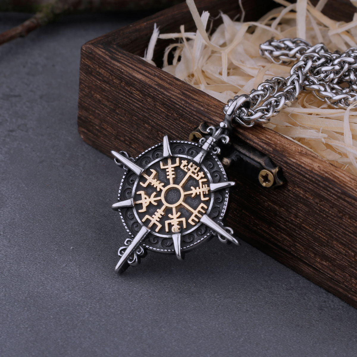 Nordic Viking Vegvisir Compass Necklace Men's Road Sign Amulet Pendant Scandinavian Biker Stainless Steel Male Jewelry Gift