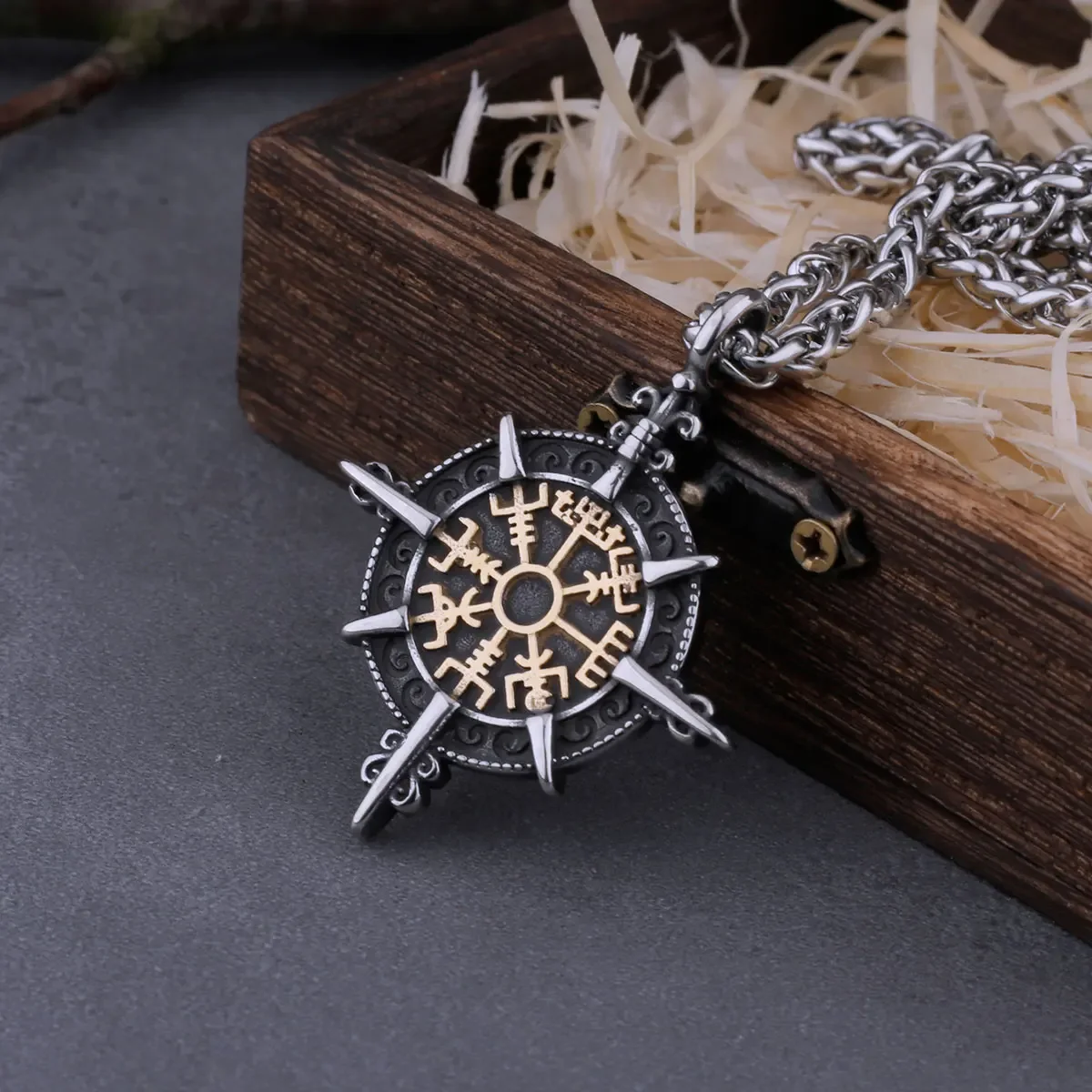 Nordic Viking Vegvisir Compass Necklace Men’s Road Sign Amulet Pendant Scandinavian Biker Stainless Steel Male Jewelry Gift Nordic Viking Vegvisir Compass Necklace Men's Road Sign Amulet Pendant Scandinavian Biker Stainless Steel Male Jewelry Gift