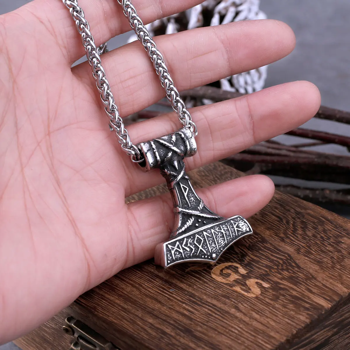 Vintage Nordic Vikings Anchor Odin Rune Necklace Men’s Stainless Steel Fashion Mjolnir Hammer Pendant Necklace Punk Jewelry Gift Vintage Nordic Vikings Anchor Odin Rune Necklace Men's Stainless Steel Fashion Mjolnir Hammer Pendant Necklace Punk Jewelry Gift