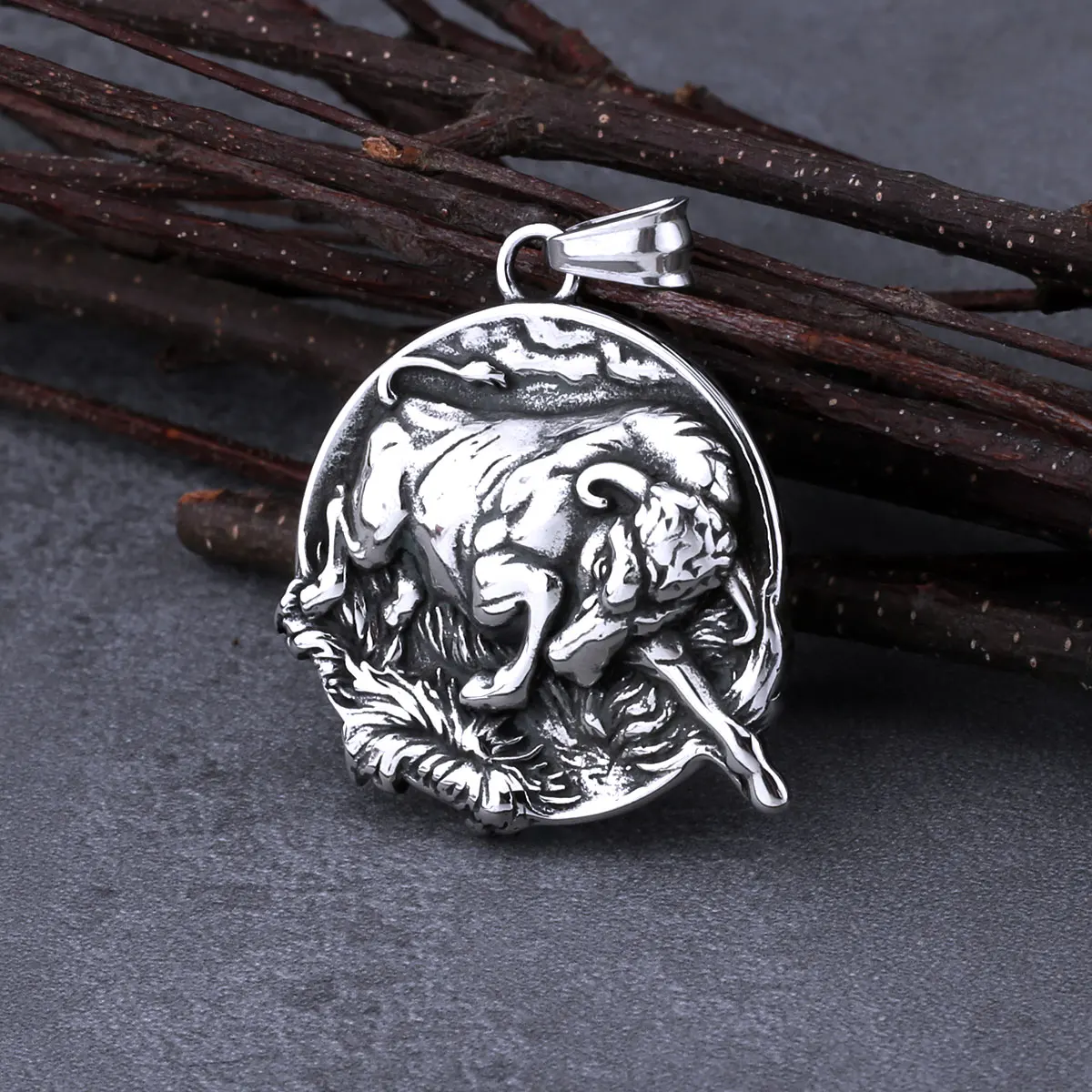 Stainless Steel Animal Angry Bull Necklace Men Women Vintage Fashion Charm Pendant Necklace Biker Chain Jewelry Christmas Gift Stainless Steel Animal Angry Bull Necklace Men Women Vintage Fashion Charm Pendant Necklace Biker Chain Jewelry Christmas Gift