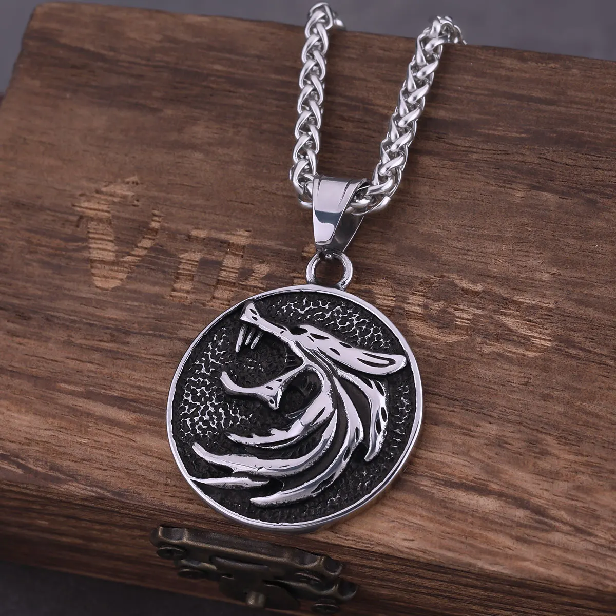 Gothic Black Plating Animal Wolf Head Pendant Men's Punk Hip Hop Necklace Jewelry Never Fade Stainless Steel Necklace Gift