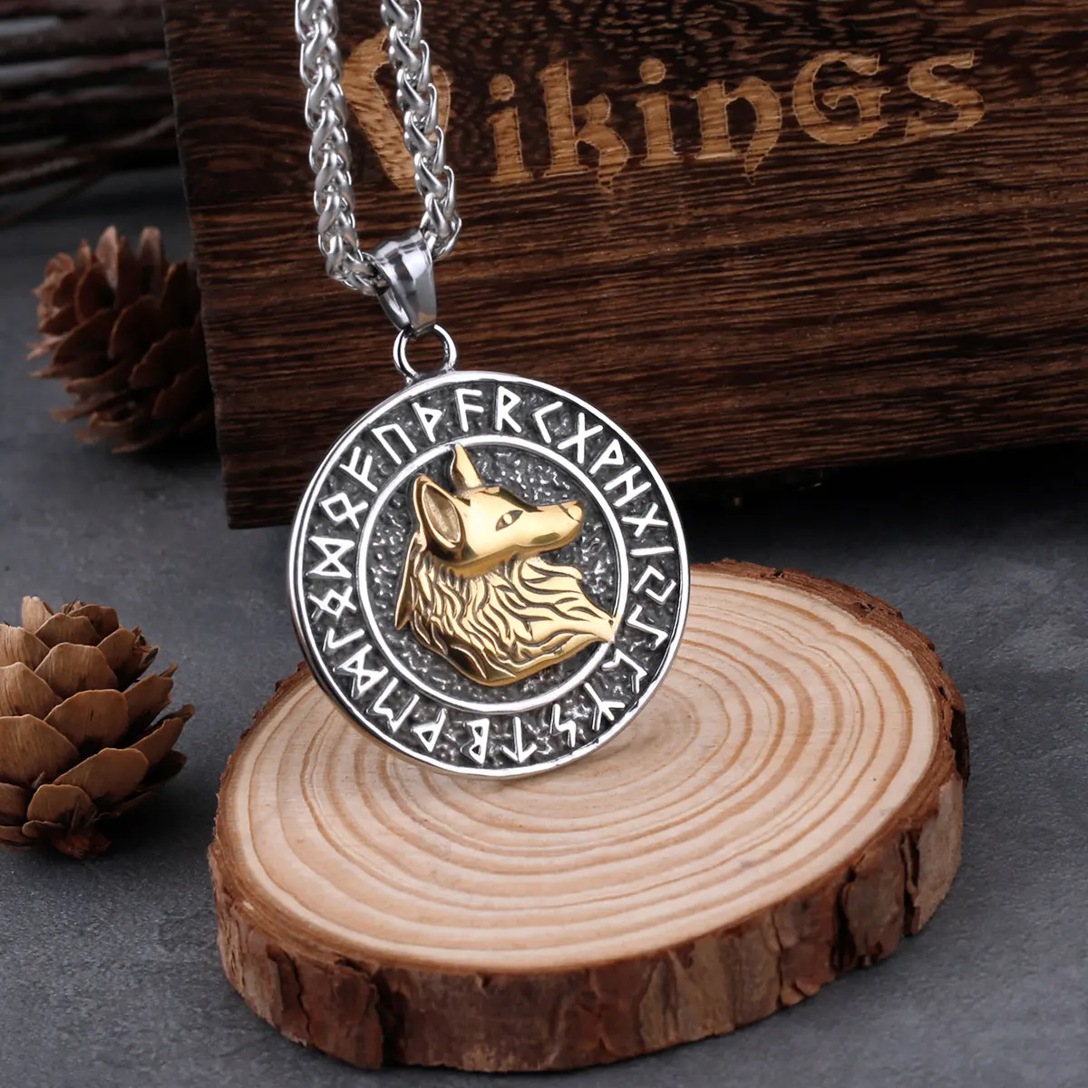 Stainless Steel Viking Wolf Head Retro Rune Pendant Necklace Mens Compass Amulet High Quality Handmade Pendant Jewelry Stainless Steel Viking Wolf Head Retro Rune Pendant Necklace Mens Compass Amulet High Quality Handmade Pendant Jewelry