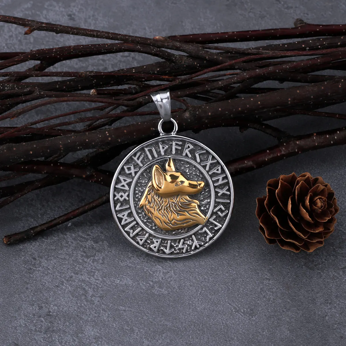 Stainless Steel Viking Wolf Head Retro Rune Pendant Necklace Mens Compass Amulet High Quality Handmade Pendant Jewelry Stainless Steel Viking Wolf Head Retro Rune Pendant Necklace Mens Compass Amulet High Quality Handmade Pendant Jewelry