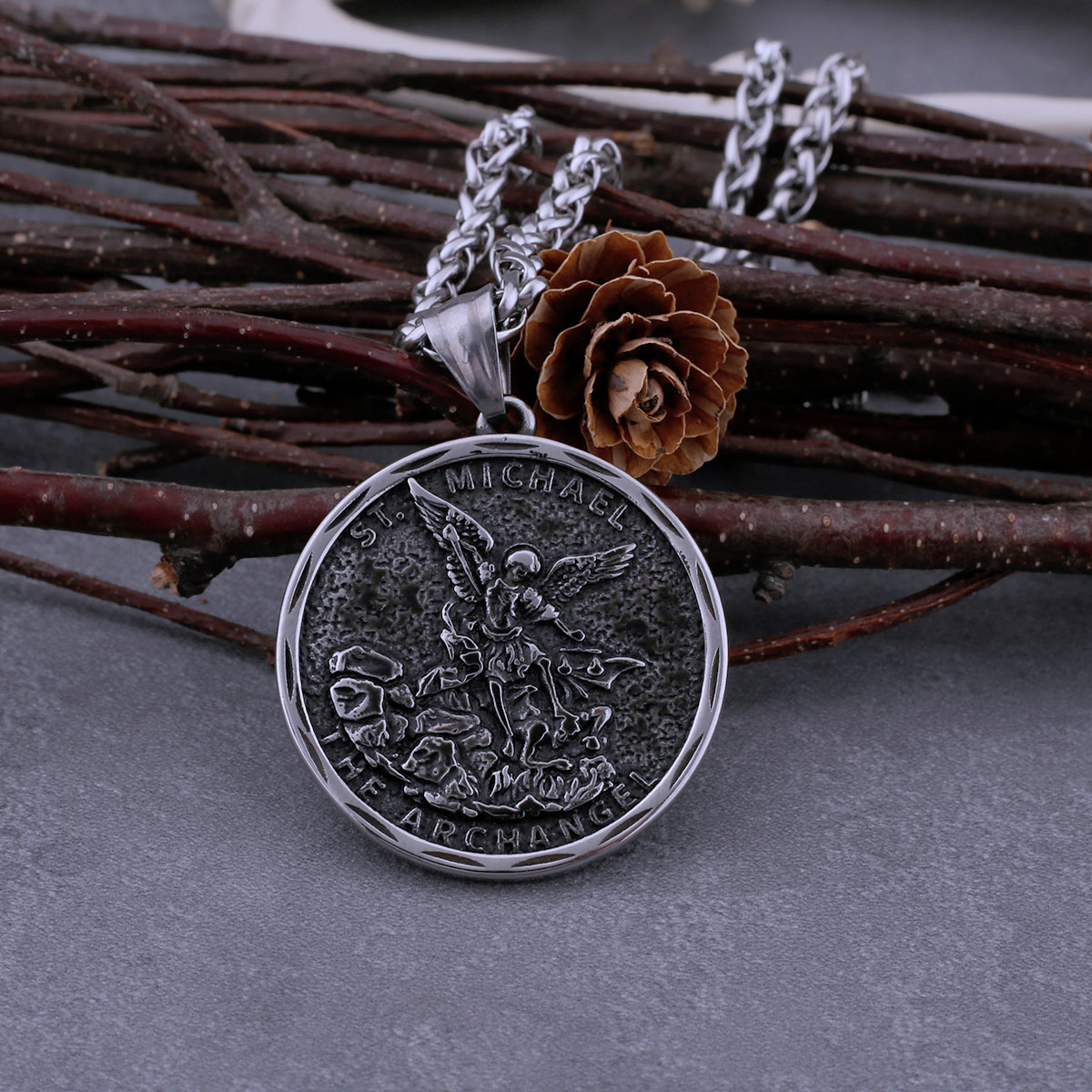 Stainless Steel Archangel St. Michael Necklace Men's Fashion Believer Amulet Biker Pendant Necklace Jewelry Gift Dropshipping