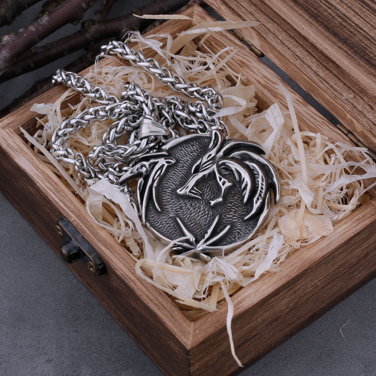 Vintage Viking Wizard Wolf Head and Raven Necklace Men's Norwegian Amulet Pendant Figure TV Stainless Steel Jewelry Gift Vintage Viking Wizard Wolf Head and Raven Necklace Men's Norwegian Amulet Pendant Figure TV Stainless Steel Jewelry Gift