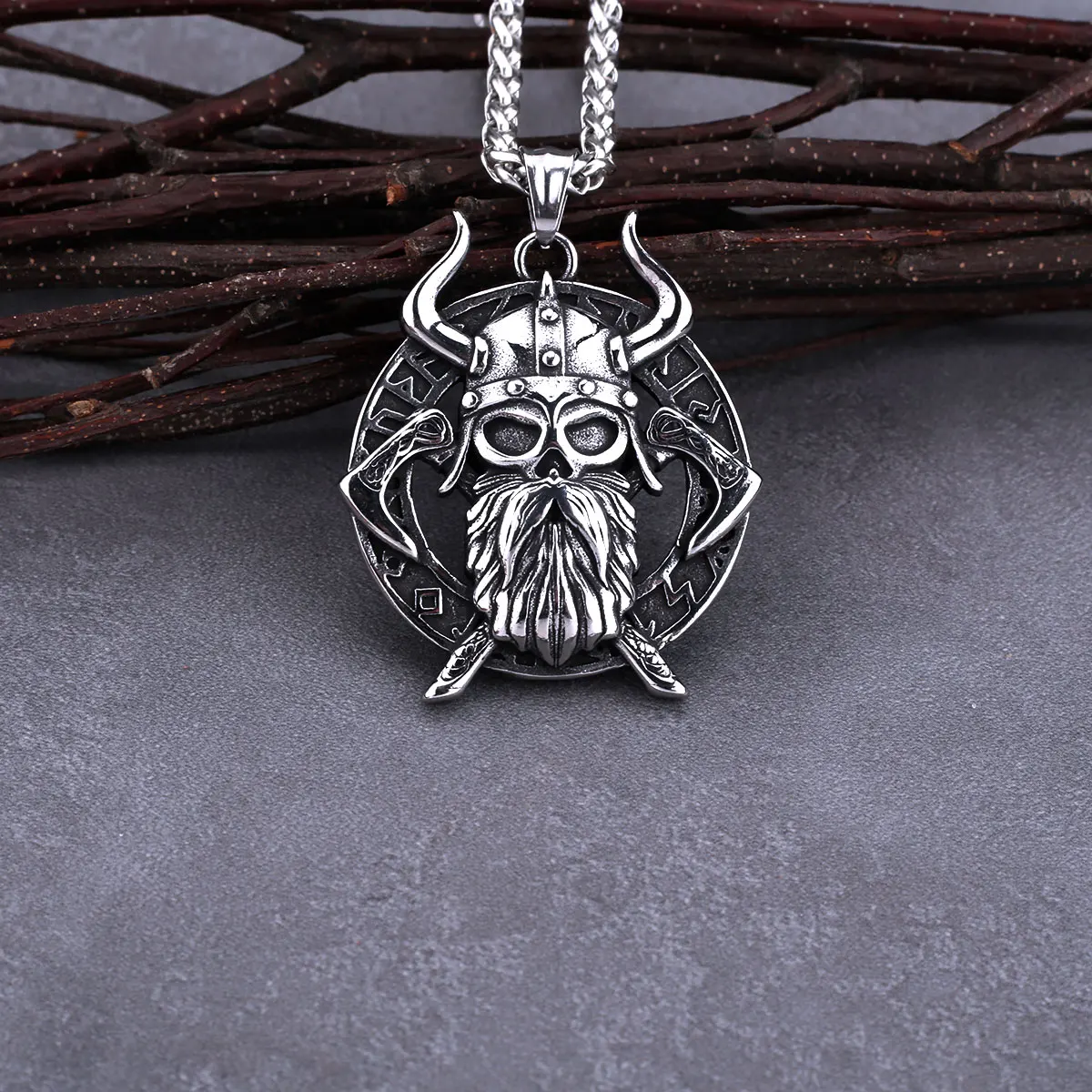 Stainless Steel Nordic Viking Spartan Horn Warrior Men and Women Pendant Necklace Punk Retro Domineering Amulet Jewelry Gift Stainless Steel Nordic Viking Spartan Horn Warrior Men and Women Pendant Necklace Punk Retro Domineering Amulet Jewelry Gift