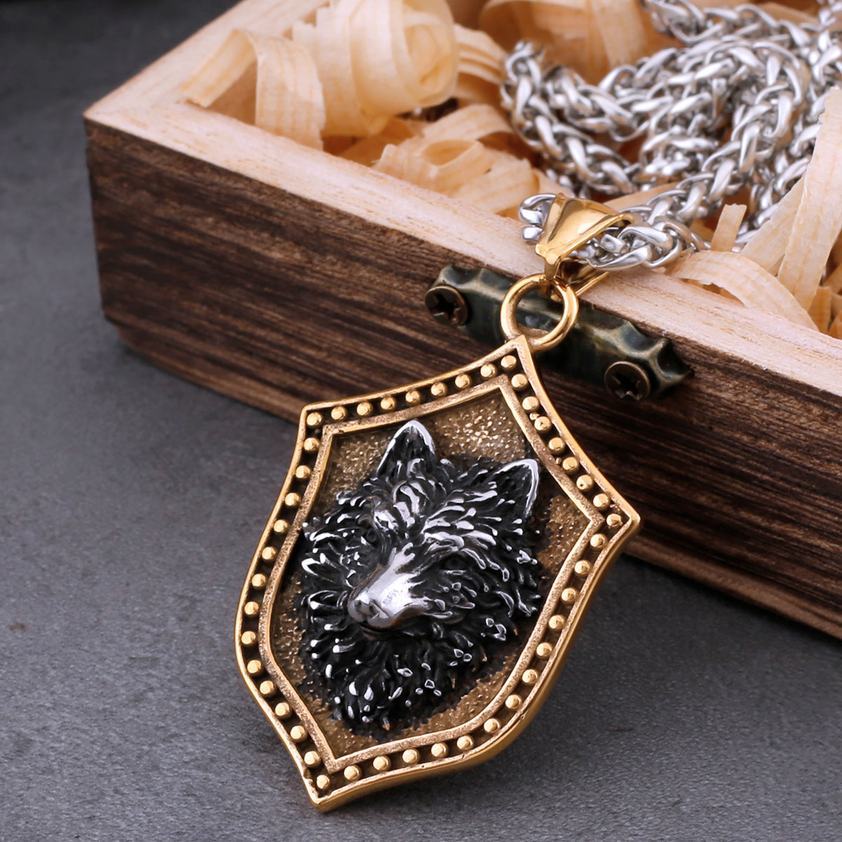 Fashion Vikings Wolf Head Amulet Necklace Men's Nordic Fox Animal Pendant Necklace Vintage Charm Stainless Steel Jewelry As Gift Fashion Vikings Wolf Head Amulet Necklace Men's Nordic Fox Animal Pendant Necklace Vintage Charm Stainless Steel Jewelry As Gift