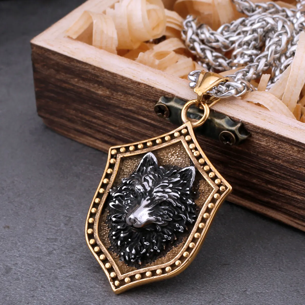 Fashion Vikings Wolf Head Amulet Necklace Men’s Nordic Fox Animal Pendant Necklace Vintage Charm Stainless Steel Jewelry As Gift Fashion Vikings Wolf Head Amulet Necklace Men's Nordic Fox Animal Pendant Necklace Vintage Charm Stainless Steel Jewelry As Gift