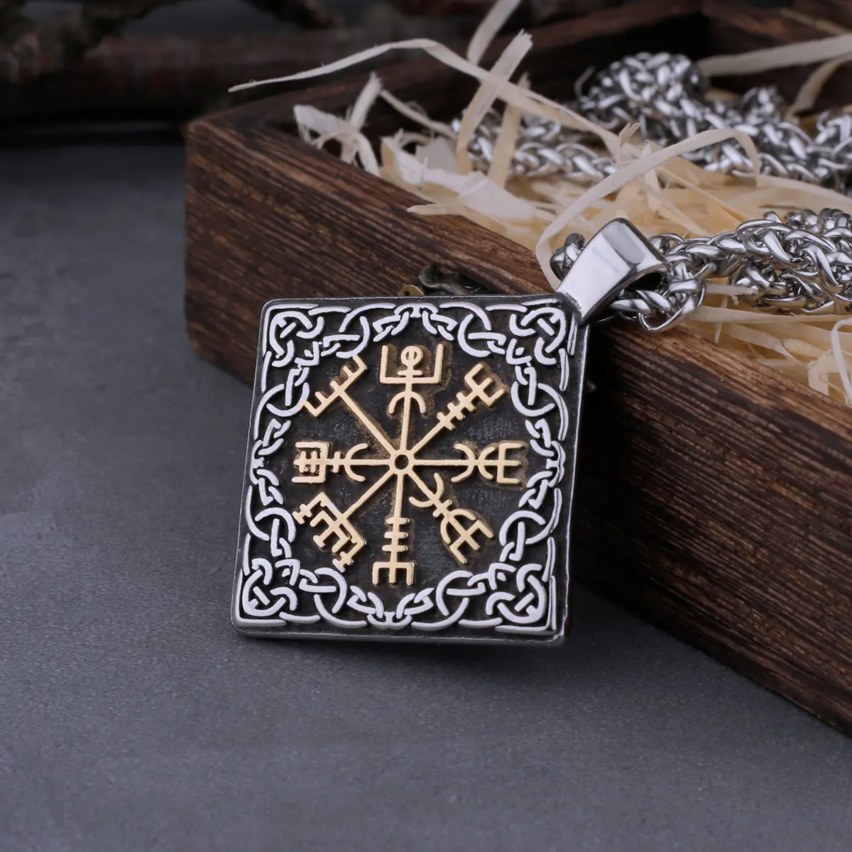 Stainless Steel Men’s Road Sign Compass Vegvisir Rune Necklace Odin Amulet Viking Hip Hop Vintage Pendant Jewelry Boyfriend Gift Stainless Steel Men's Road Sign Compass Vegvisir Rune Necklace Odin Amulet Viking Hip Hop Vintage Pendant Jewelry Boyfriend Gift