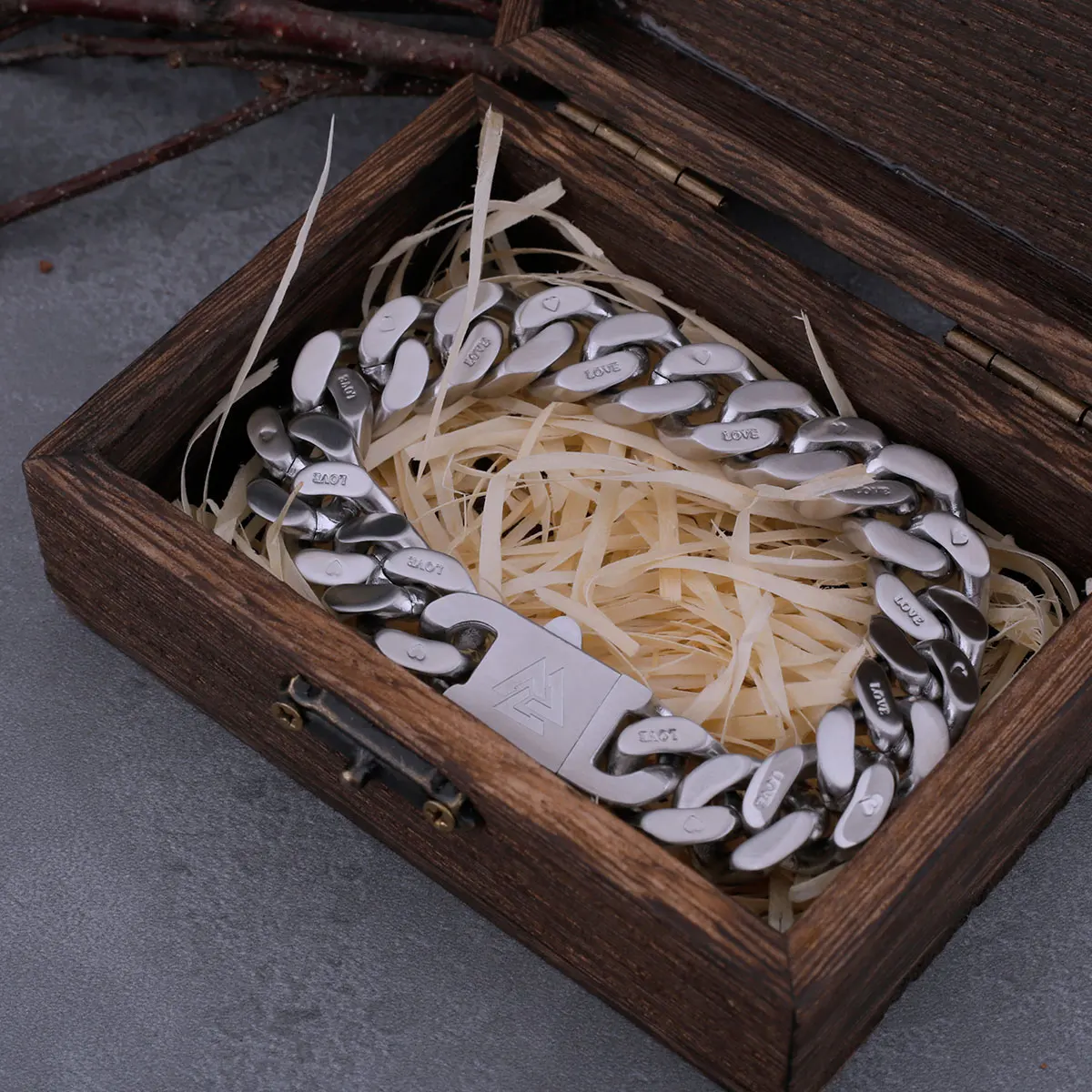 Original Design Stainless Steel Cuban Bracelet Men Women Couple Letter Matte Bangle Punk Hip Hop Thick Chunky Chain Wristband Original Design Stainless Steel Cuban Bracelet Men Women Couple Letter Matte Bangle Punk Hip Hop Thick Chunky Chain Wristband