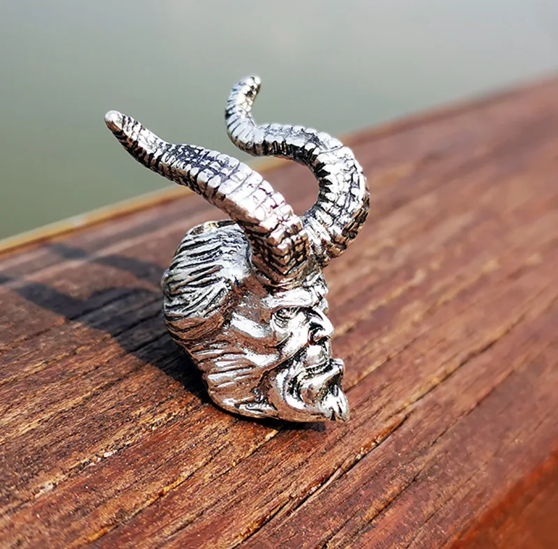 1pcs Punk Rock Vintage Sparta Helmet Skull Warriors Charms for Bracelet Necklace Keychain DIY Jewelry Making Accessories