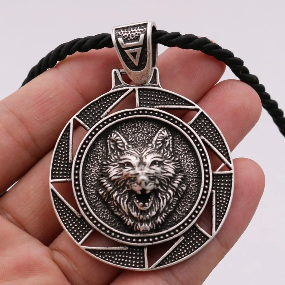 Wolf Paw Triskelion Triskele Valknut Symbol Amulet Viking odin wolf head Necklace Men Wolf Protect Me Talisman Jewelry
