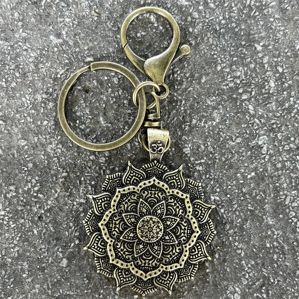 1pcs mandala YOGA keychain OM amulet Pendant Keyring Paracord Rope Norse Pirates Rune Valknut Amulet Jewelry Gift 1pcs mandala YOGA keychain OM amulet Pendant Keyring Paracord Rope Norse Pirates Rune Valknut Amulet Jewelry Gift