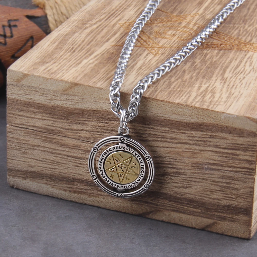 Eye of Horus Necklace Evil Eye Pendant Ancient Egypt Protection Necklace Jewelry Gift Men and Women Amulets with wood box