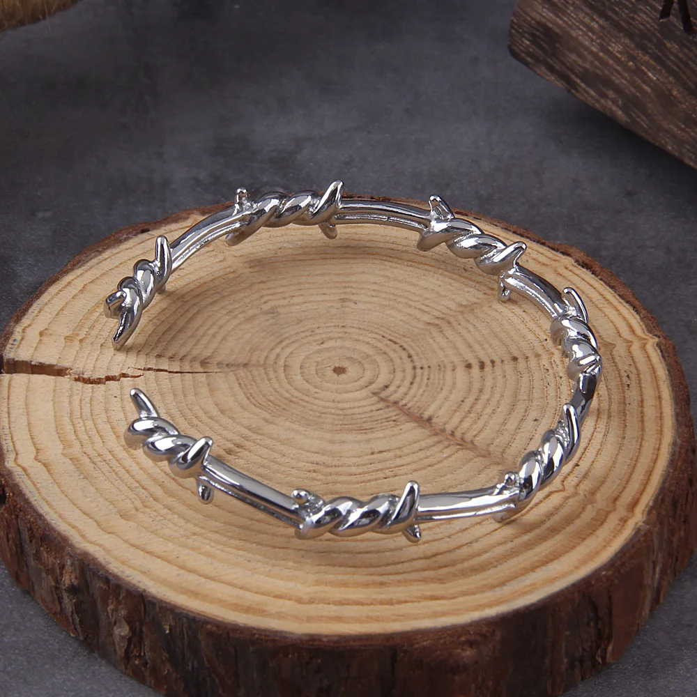 Fashion Vintage Twisted Knotted Twisted Thorn Opening Bracelet Stainless Steel Simple Design Trendy Party Jewelry Gift Wholesale Fashion Vintage Twisted Knotted Twisted Thorn Opening Bracelet Stainless Steel Simple Design Trendy Party Jewelry Gift Wholesale