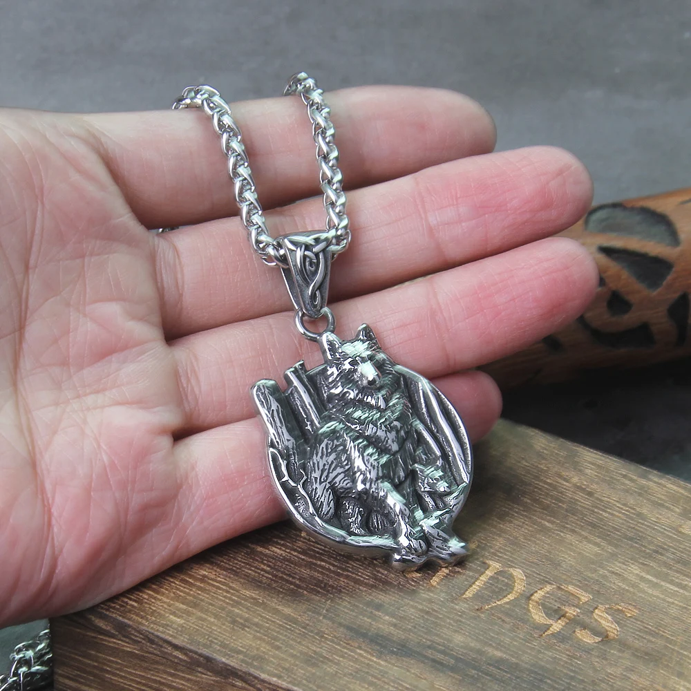 Never fade stainless steel Nordic Viking The forest wolf Necklace Animal Original with wooden box as gift Never fade stainless steel Nordic Viking The forest wolf Necklace Animal Original with wooden box as gift