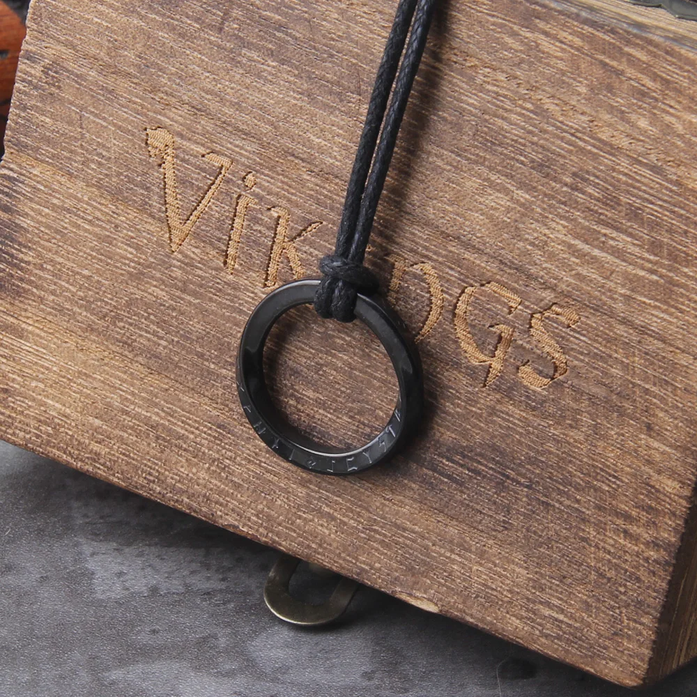 New Viking rune Letter Stainless Steel Pendant Necklace Vintage Style Concentric Ring Men Titanium Steel Necklace Jewelry