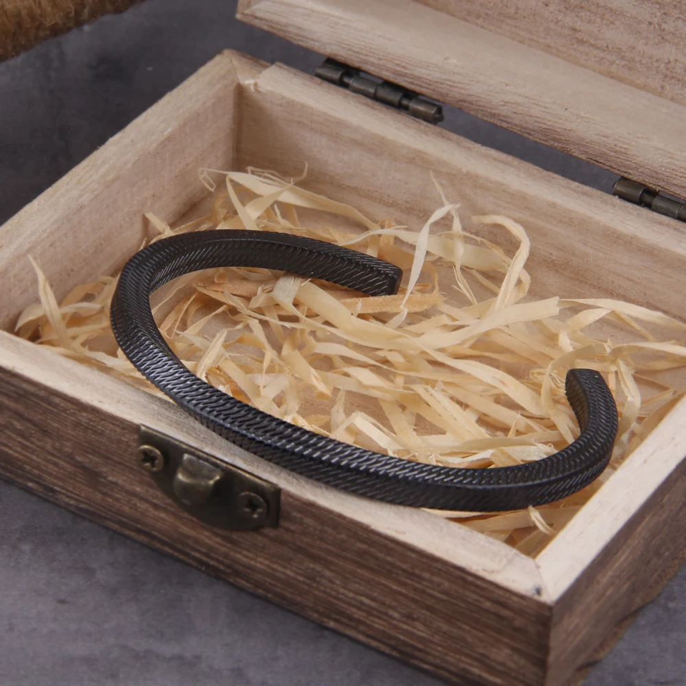 Vintage Rustic Mens Bracelet Antiqued Stainless Steel Cuff Minimalistic Hammered Bangle Jewelry Father’s Day Gifts For Man Vintage Rustic Mens Bracelet Antiqued Stainless Steel Cuff Minimalistic Hammered Bangle Jewelry Father's Day Gifts For Man