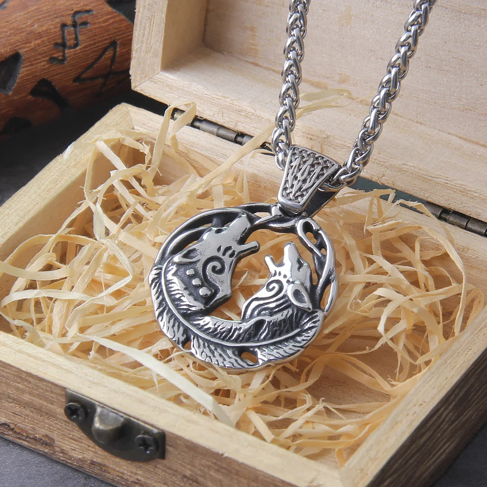 Never Fade Men stainless steel double Wolf norse viking pendant necklace vikings wooden box as christmas gift Never Fade Men stainless steel double Wolf norse viking pendant necklace vikings wooden box as christmas gift