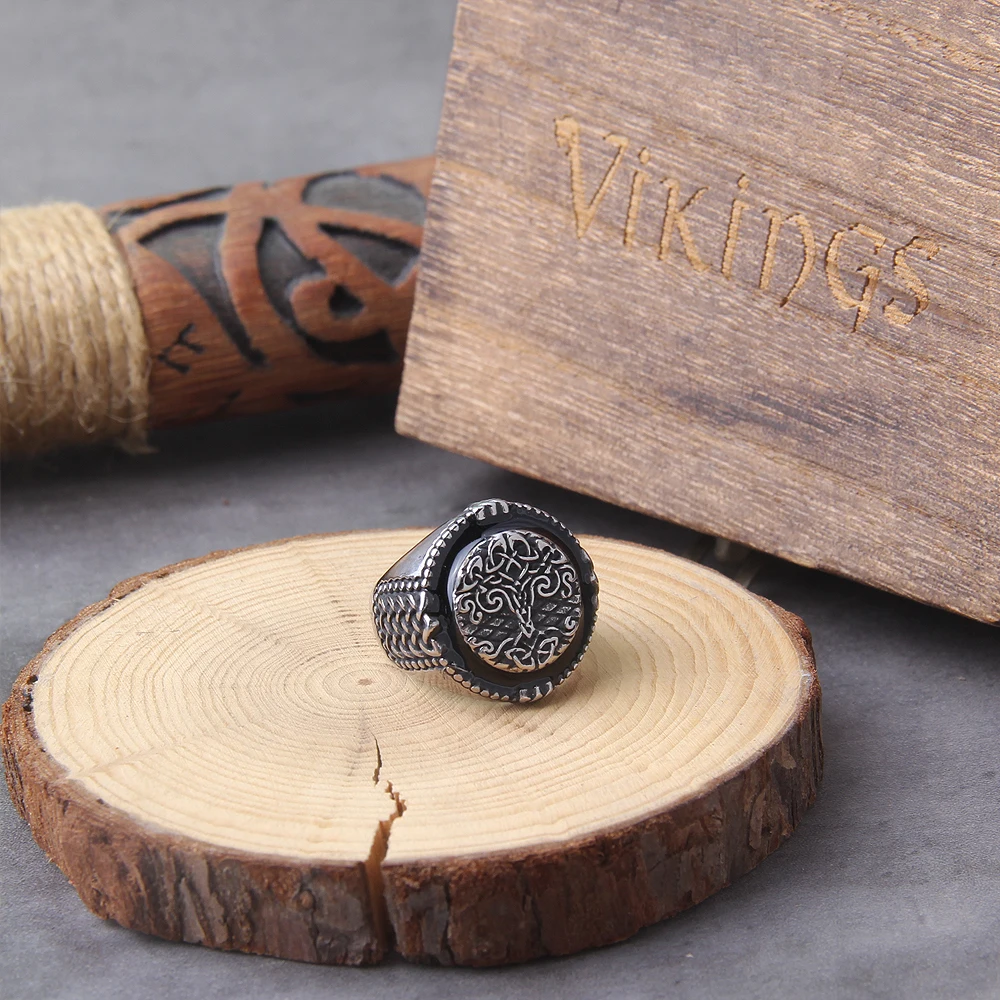 Stainless Steel Men Ring Luxury Domineering Carved Tree of Life Ring Wedding Engagement Ring Party Jewelry Birthday Gift