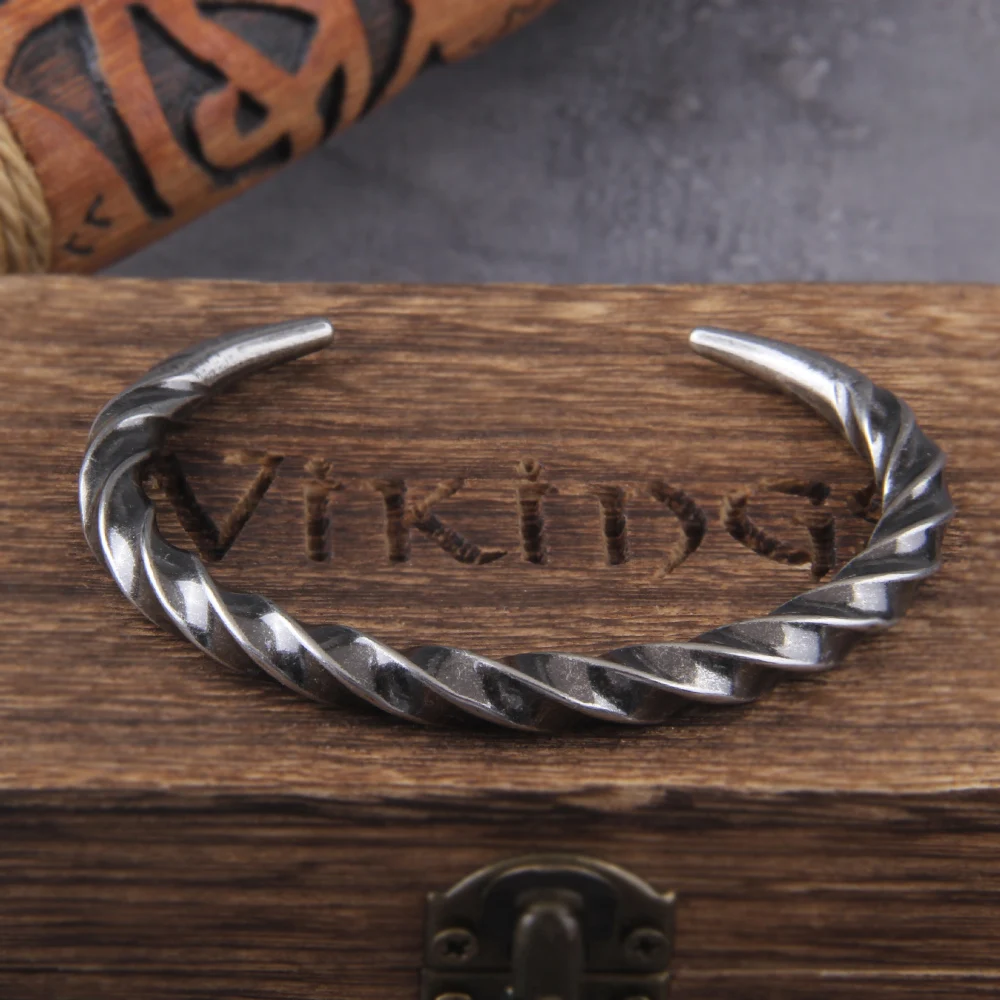 Retro Tibetan Elephant Cuff Bracelet – Silver Plated Stainless Steel Lucky Jewelry Gift Retro Tibetan Elephant Cuff Bracelet – Silver Plated Stainless Steel Lucky Jewelry Gift