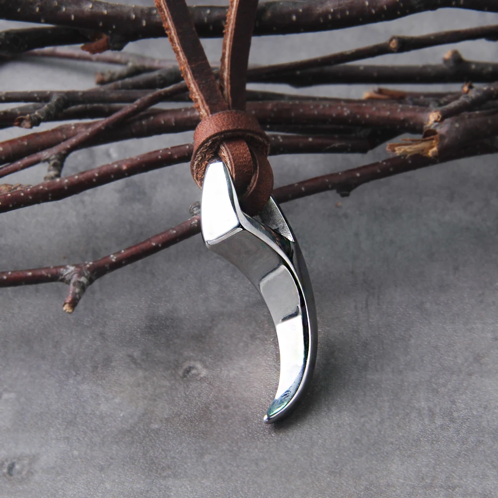 Wolf Fang Pendant Necklace – Viking Tooth Spike with Leather Chain