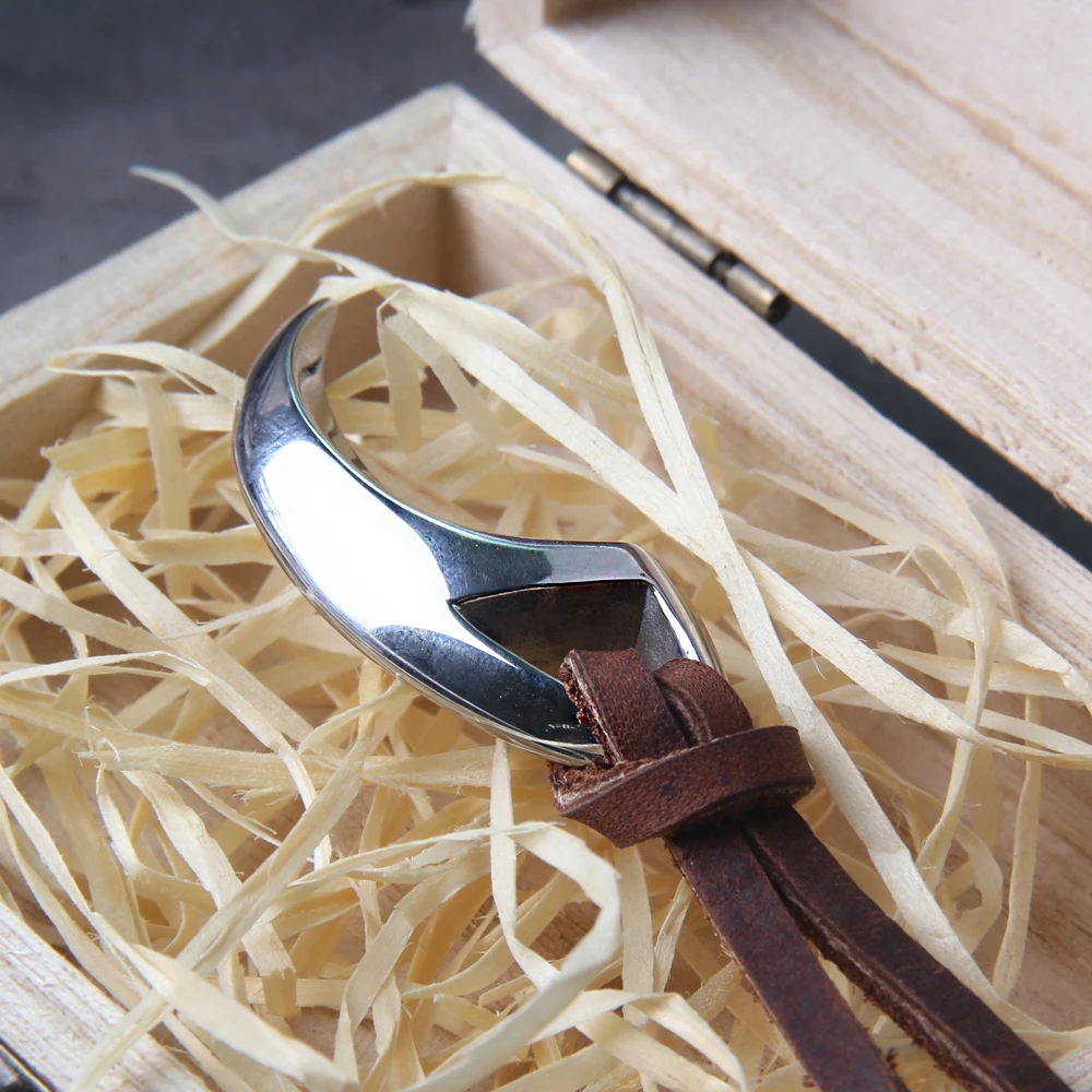 Wolf Fang Pendant Necklace – Viking Tooth Spike with Leather Chain