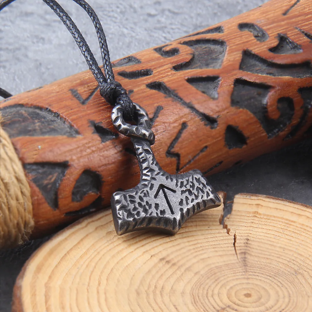 Thor Hammer Pendant – Viking Mjolnir Necklace for Men