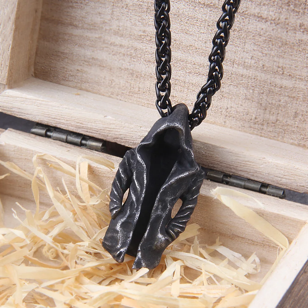 Assassin Cloak Pendant – Punk Stainless Steel Necklace for Men
