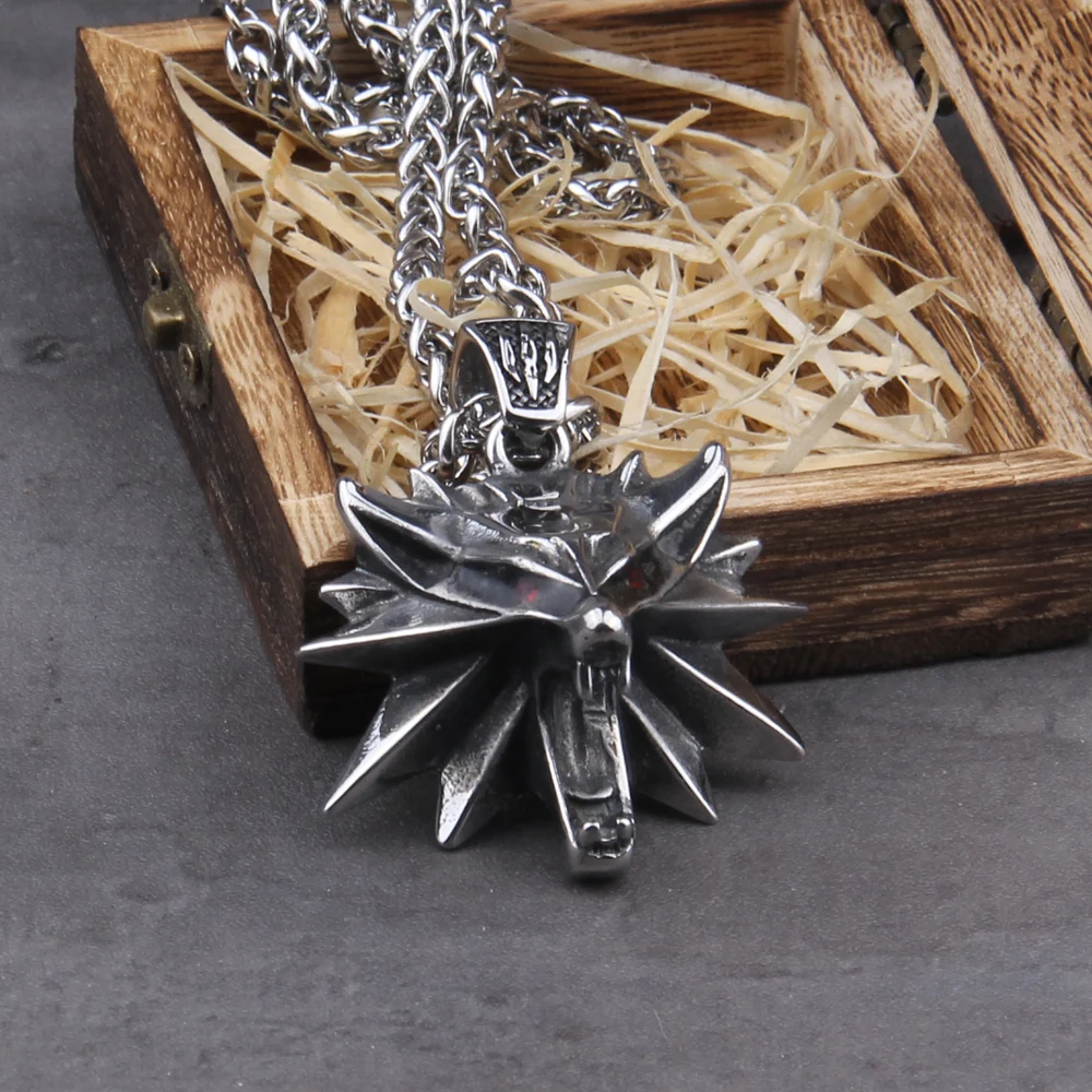 Geralt Wolf Head Necklace – Stainless Steel Viking Pendant from The Witcher 3 Wild Hunt with Wooden Box Geralt Wolf Head Necklace – Stainless Steel Viking Pendant from The Witcher 3 Wild Hunt with Wooden Box