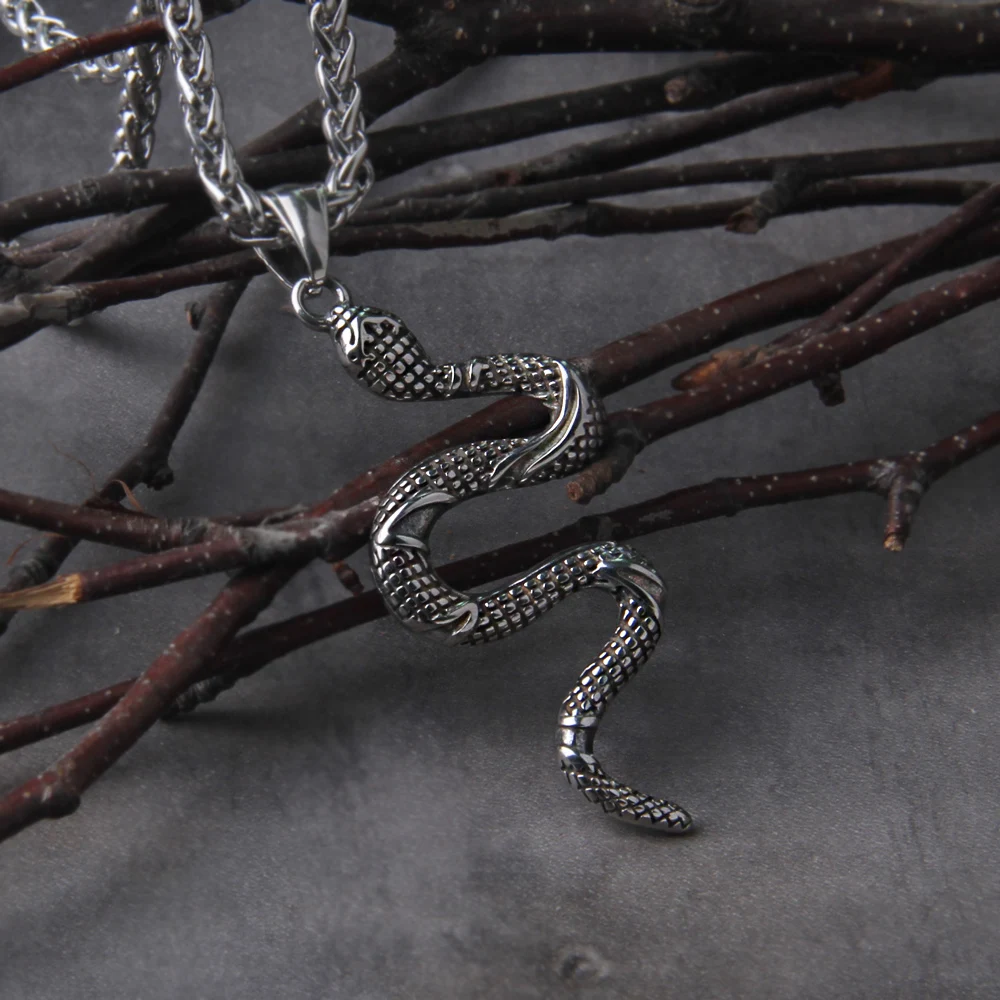 Viper Snake Pendant Necklace – Gothic Serpent Amulet for Women Viper Snake Pendant Necklace – Gothic Serpent Amulet for Women