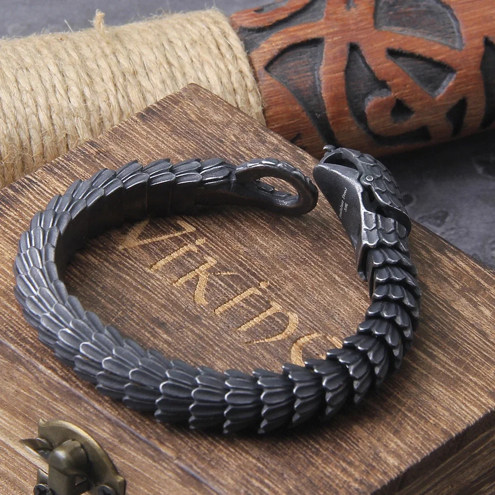 316L Stainless Steel Black Snake Chain Bracelet Men and Women Hip Hop Charm Biker Gothic Bracelet Gift Vintage Jewelry Wholesale 316L Stainless Steel Black Snake Chain Bracelet Men and Women Hip Hop Charm Biker Gothic Bracelet Gift Vintage Jewelry Wholesale