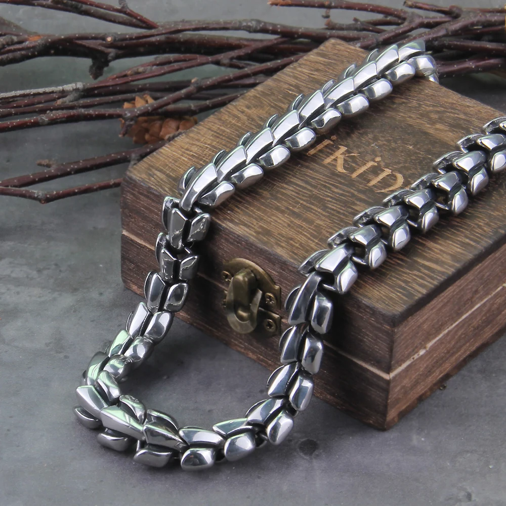 Viking snake vintage punk Necklace for men never fade stainless steel fashion Jewelry hippop street culture Viking snake vintage punk Necklace for men never fade stainless steel fashion Jewelry hippop street culture