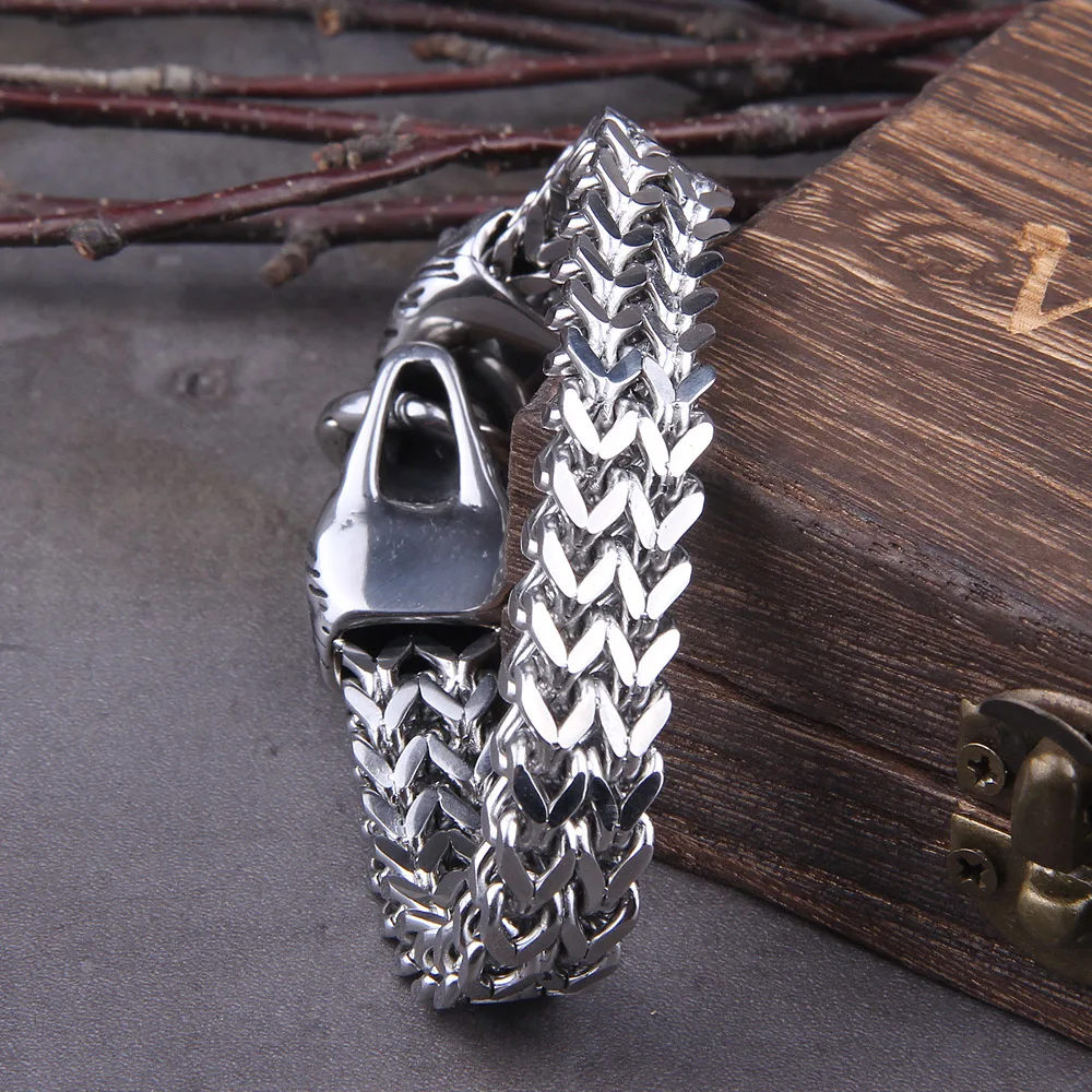 Never Fade Rock Viking Wolf Charm Bracelet Men's Stainless Steel Mesh Chain Gold Wolf Punk Jewelry without box Never Fade Rock Viking Wolf Charm Bracelet Men's Stainless Steel Mesh Chain Gold Wolf Punk Jewelry without box