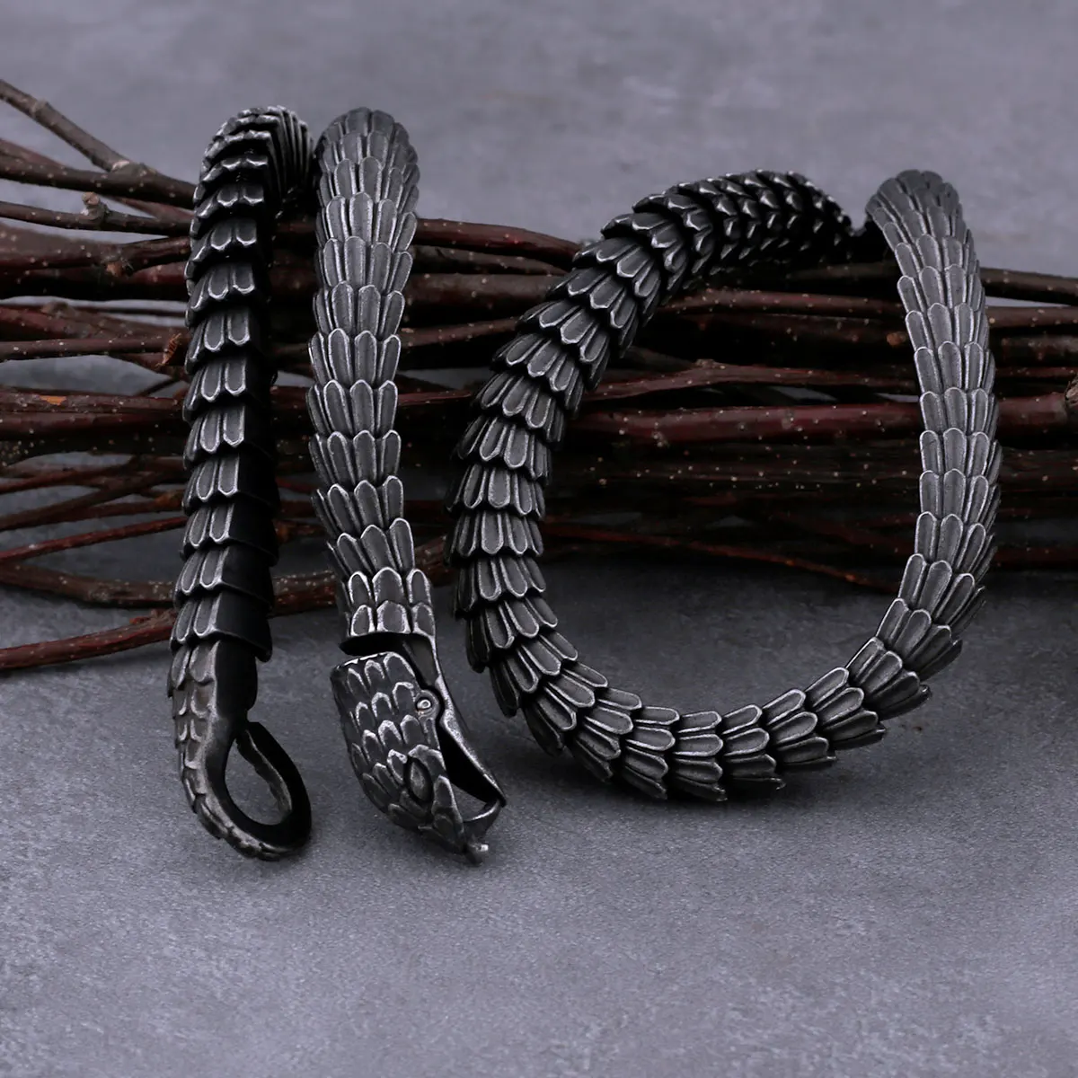 Stainless Steel Viking Ouroboros Necklace Men’s Punk Gothic Snake Necklace Fashion Biker Vintage Charm Jewelry Gift Wholesale Stainless Steel Viking Ouroboros Necklace Men's Punk Gothic Snake Necklace Fashion Biker Vintage Charm Jewelry Gift Wholesale