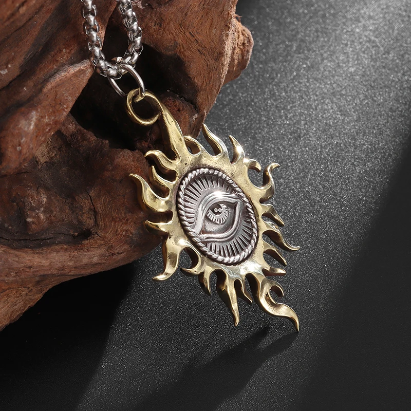 Retro Gothic Sun God Necklace All Seeing Eye Pendant Men’s Punk Personality Charm Fashion Trend Amulet Jewelry Retro Gothic Sun God Necklace All Seeing Eye Pendant Men's Punk Personality Charm Fashion Trend Amulet Jewelry