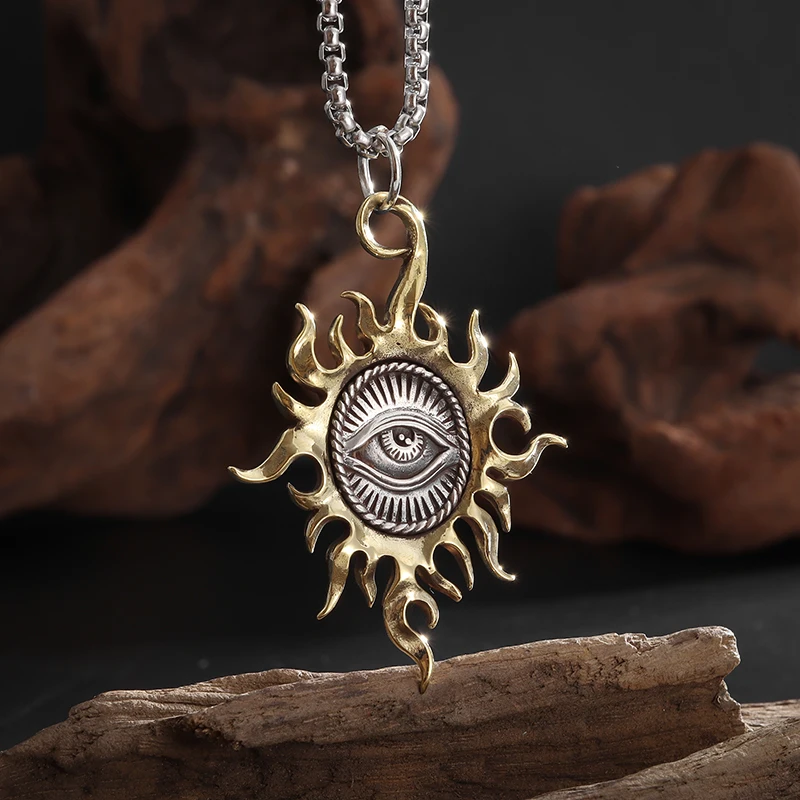 Retro Gothic Sun God Necklace All Seeing Eye Pendant Men's Punk Personality Charm Fashion Trend Amulet Jewelry